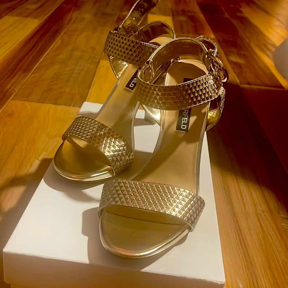 Brand New Karl Lagerfeld Gold Sandal size 8.5